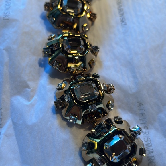 Lanvin Atelier Swarovski Gold Bracelet. - Picture 6 of 16